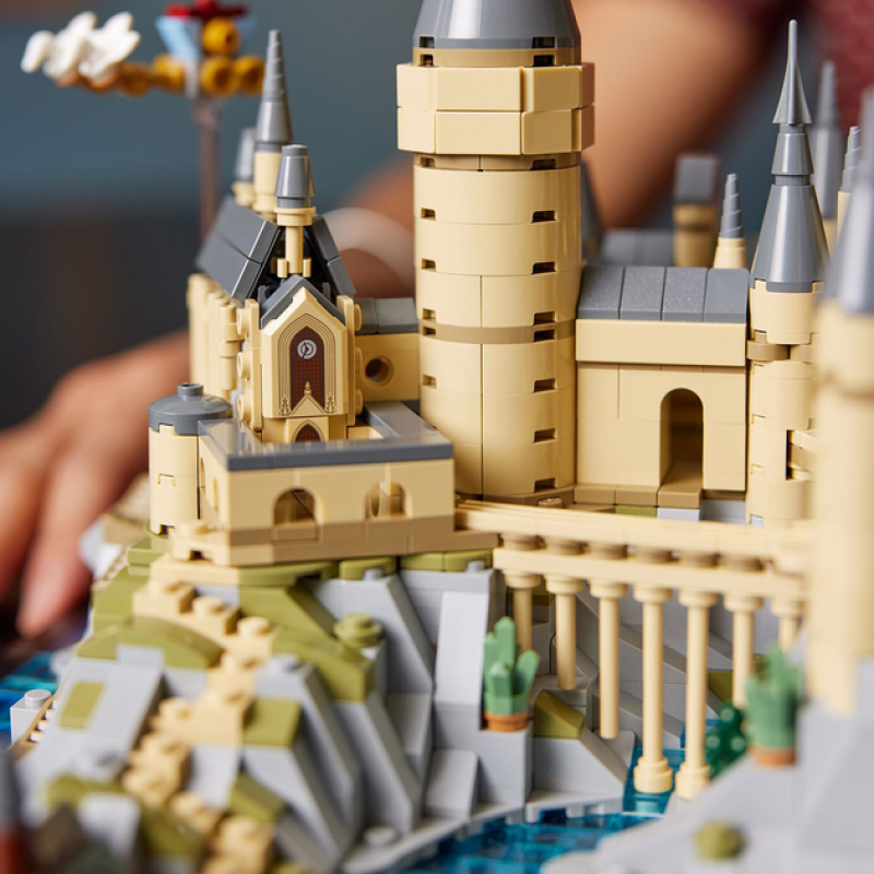 Конструктор Harry Potter Hogwarts Castle and Grounds (76419)