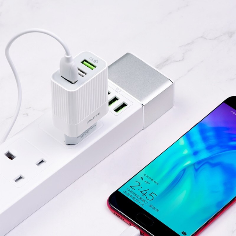 Мережевий зарядний пристрій BOROFONE BA40A Speedway, with 3USB output, QC3.0/QC2.0 18W White