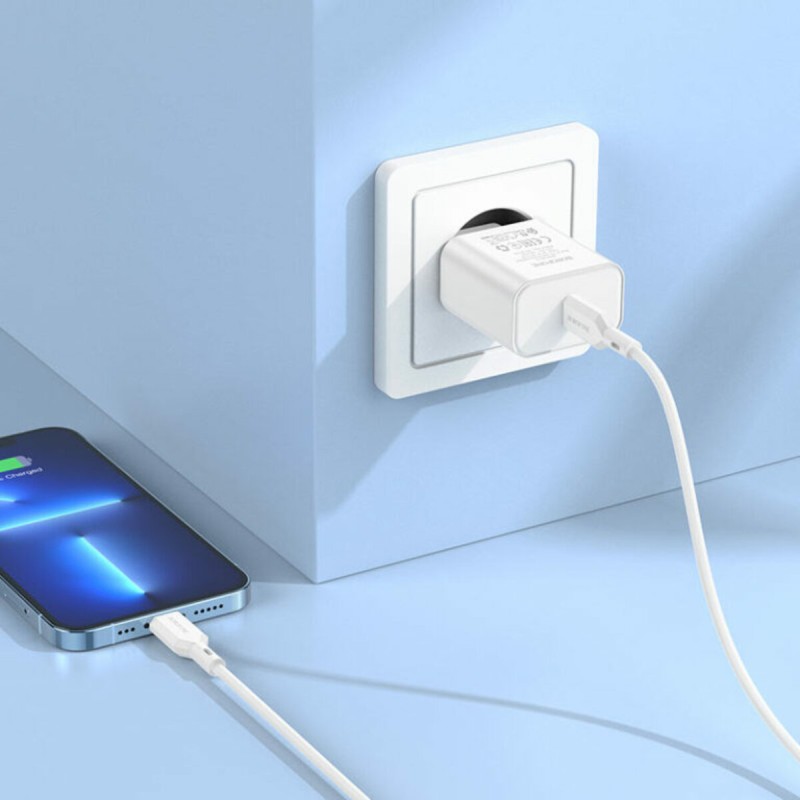 Мережевий зарядний пристрій BOROFONE BA71A Power single Port PD20W charger set(C to iP) White