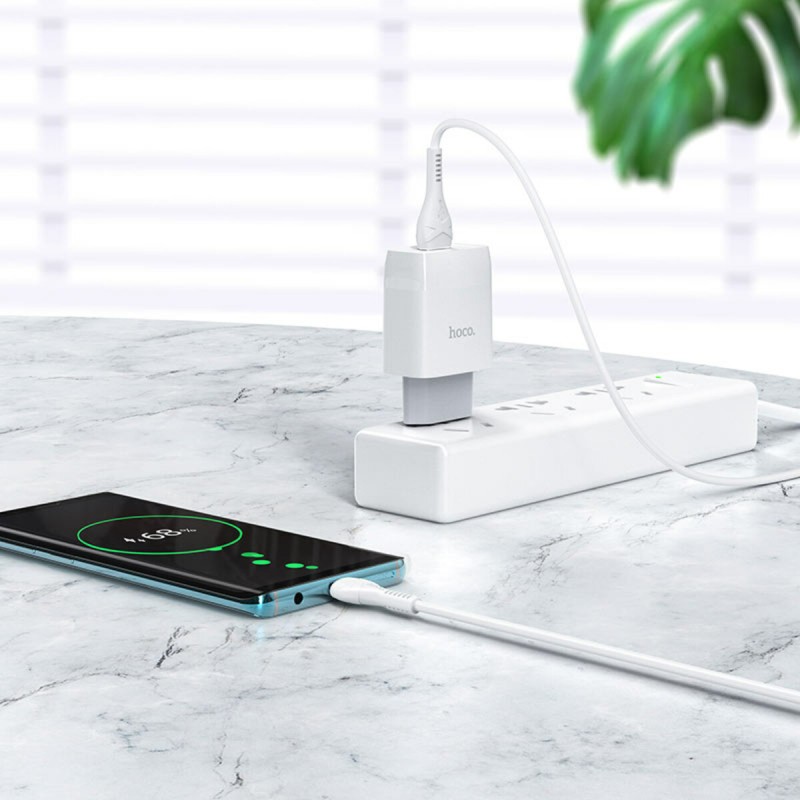 Мережевий зарядний пристрій HOCO C72Q Glorious single port QC3.0 charger set(Type-C) 18W White