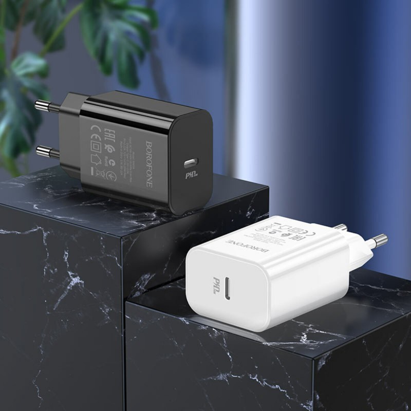 Мережевий зарядний пристрій BOROFONE BA65A Single port PD20W charger White