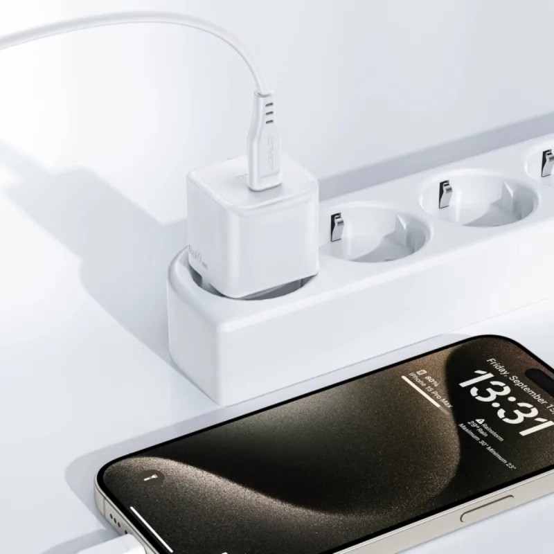 Мережевий зарядний пристрій ACEFAST A73 mini PD20W GaN single USB-C charger set (C3-03) White (6974316282655)