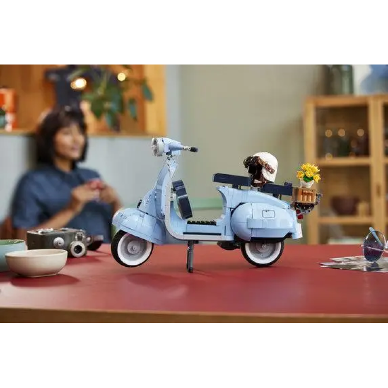 Конструктор Vespa 125 (модель 10298)
